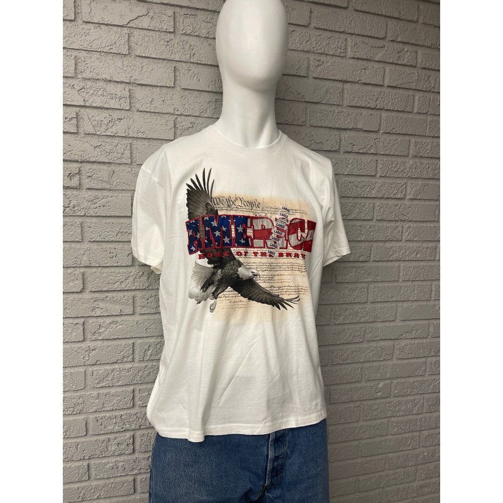 Lifestyle Classics White Graphic T-Shirt Size L
